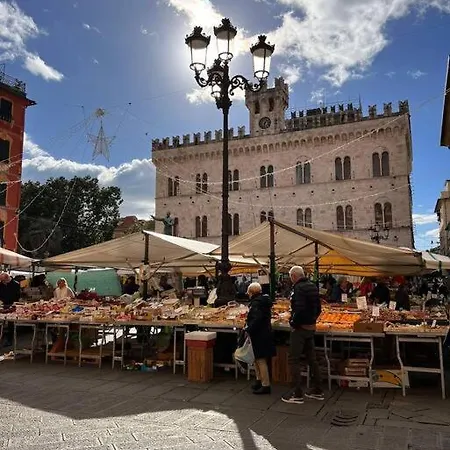 The Club - * Chiavari