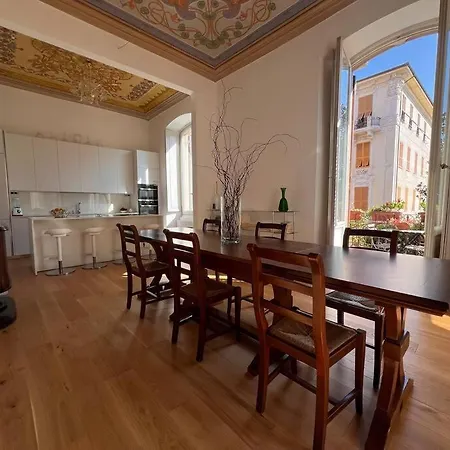 The Club - Apartment
